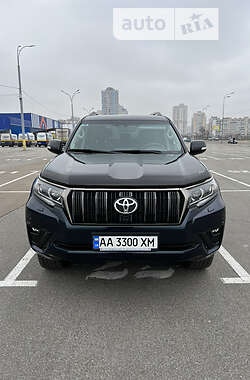 Toyota Land Cruiser Prado  2021