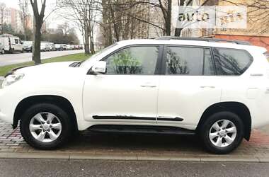 Toyota Land Cruiser Prado  2012