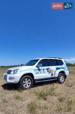 Toyota Land Cruiser Prado  2005
