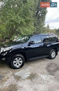 Toyota Land Cruiser Prado  2015