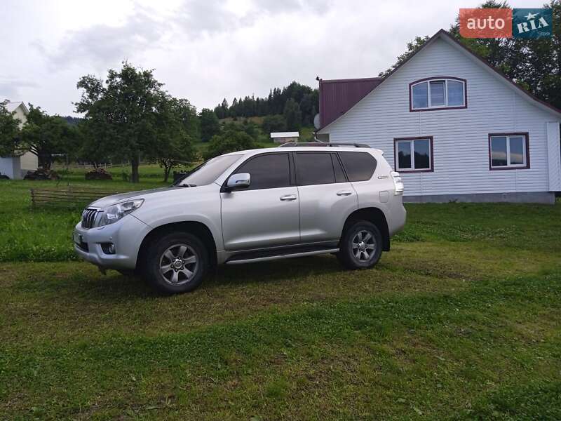 Легковые Toyota Land Cruiser Prado