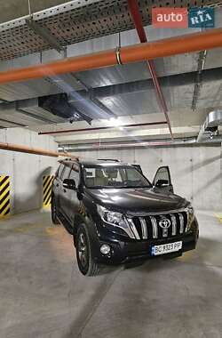 Toyota Land Cruiser Prado  2014