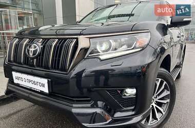 Toyota Land Cruiser Prado  2021