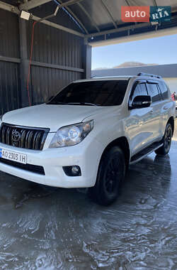 Toyota Land Cruiser Prado  2010