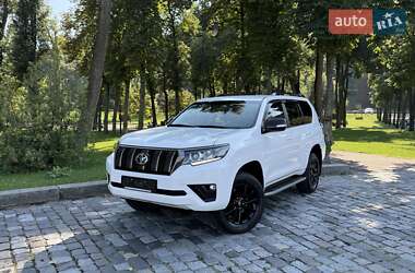 Toyota Land Cruiser Prado  2021
