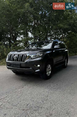 Toyota Land Cruiser Prado  2019