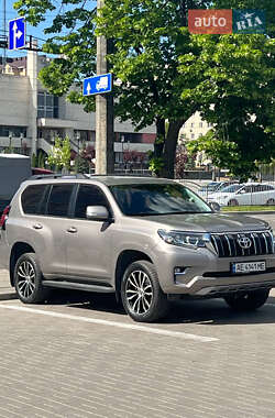 Toyota Land Cruiser Prado  2018