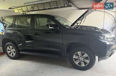 Toyota Land Cruiser Prado 2017