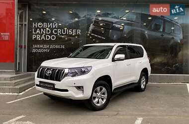Toyota Land Cruiser Prado  2018