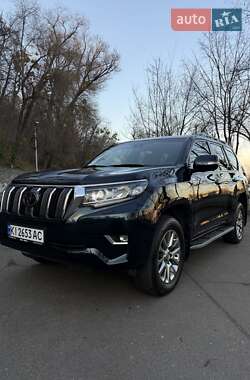 Toyota Land Cruiser Prado  2019