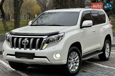 Toyota Land Cruiser Prado  2016