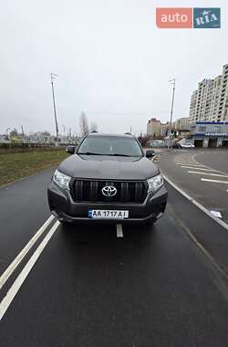 Toyota Land Cruiser Prado  2019