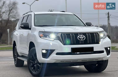 Toyota Land Cruiser Prado 2021