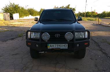 Toyota Land Cruiser  1999