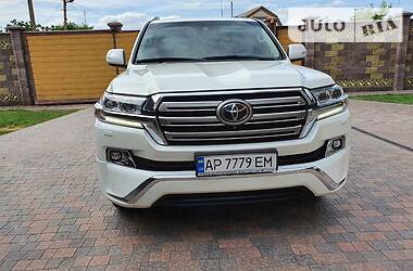 Toyota Land Cruiser Premium 2018