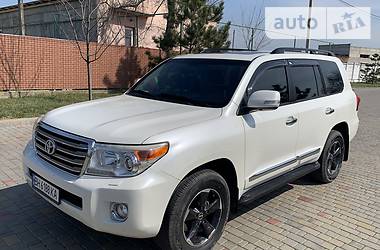 Toyota Land Cruiser PREMIUM 2013