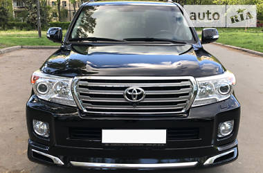 Toyota Land Cruiser Premium Official  2014