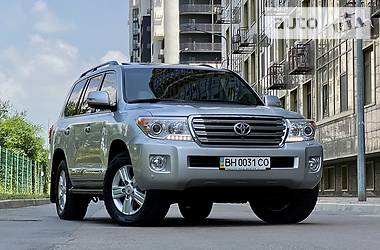 Toyota Land Cruiser OFICIAL KAK NOVAYA 2012