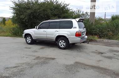 Toyota Land Cruiser  2001