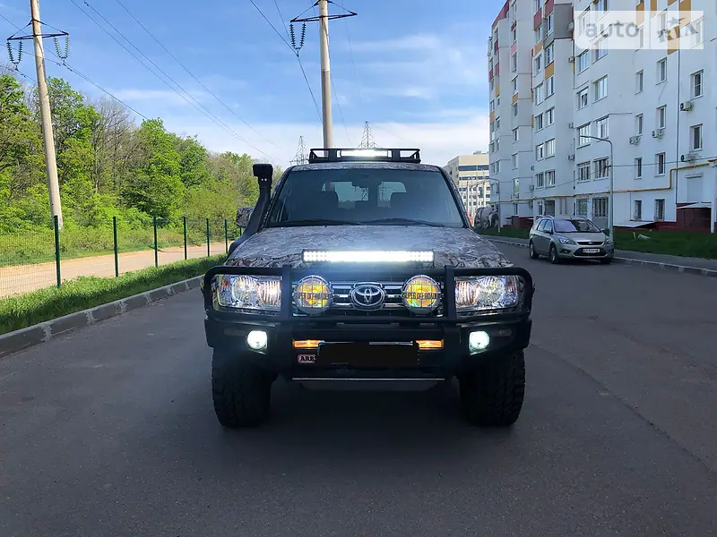 Toyota Land Cruiser 2005
