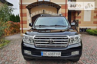 Toyota Land Cruiser  2011