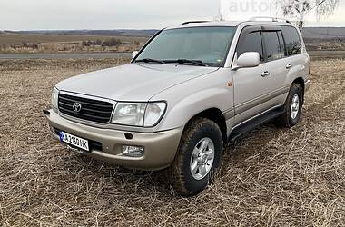 Toyota Land Cruiser  2001