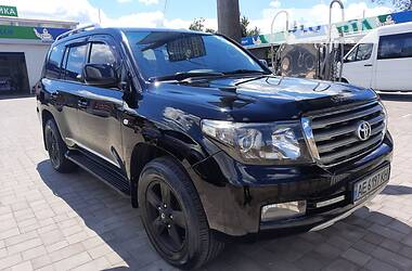 Toyota Land Cruiser  2011