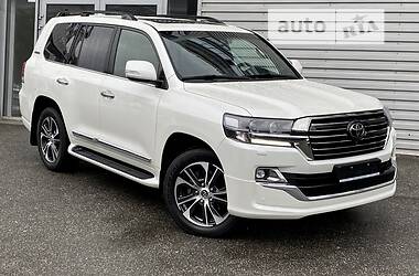 Toyota Land Cruiser Executive Lounge 2020