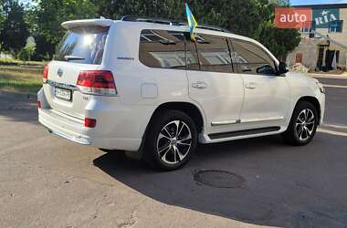 Toyota Land Cruiser  2013