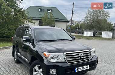 Toyota Land Cruiser 2012