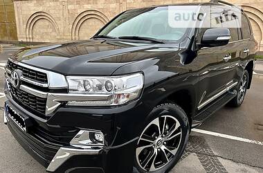 Toyota Land Cruiser  2021