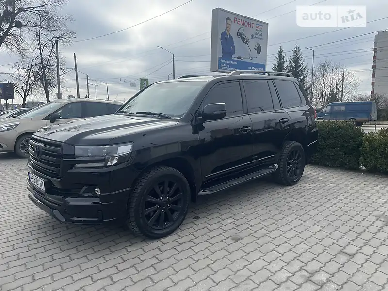 Toyota Land Cruiser