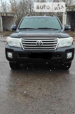 Toyota Land Cruiser 2013