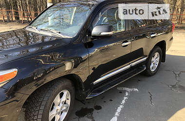 Toyota Land Cruiser 2012