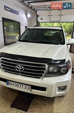 Toyota Land Cruiser  2012