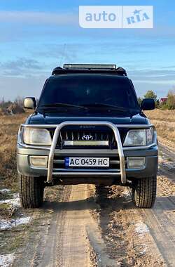 Toyota Land Cruiser  2001