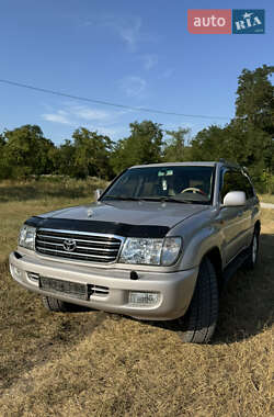 Toyota Land Cruiser 2001