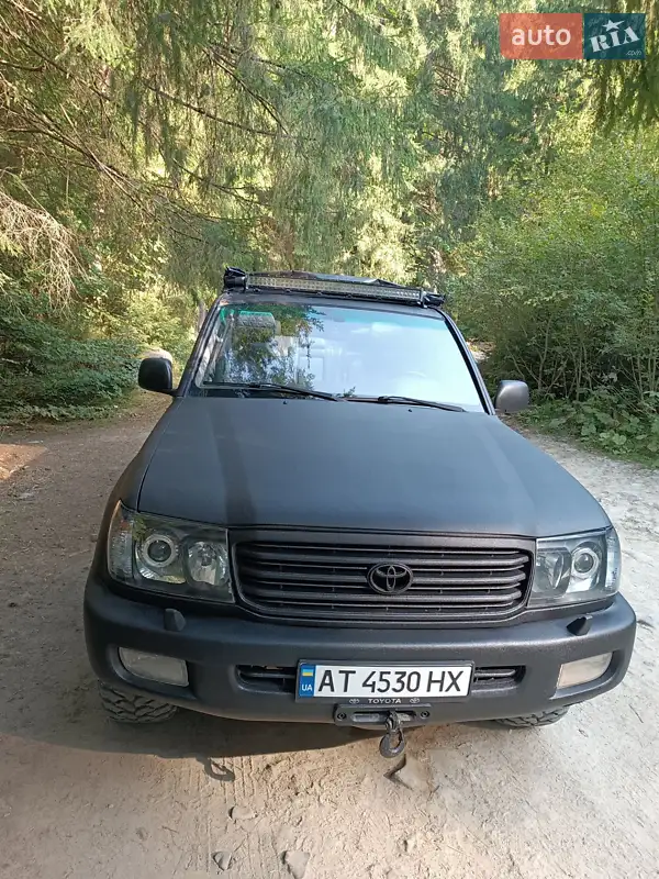 Toyota Land Cruiser 2001