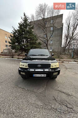 Toyota Land Cruiser  1999