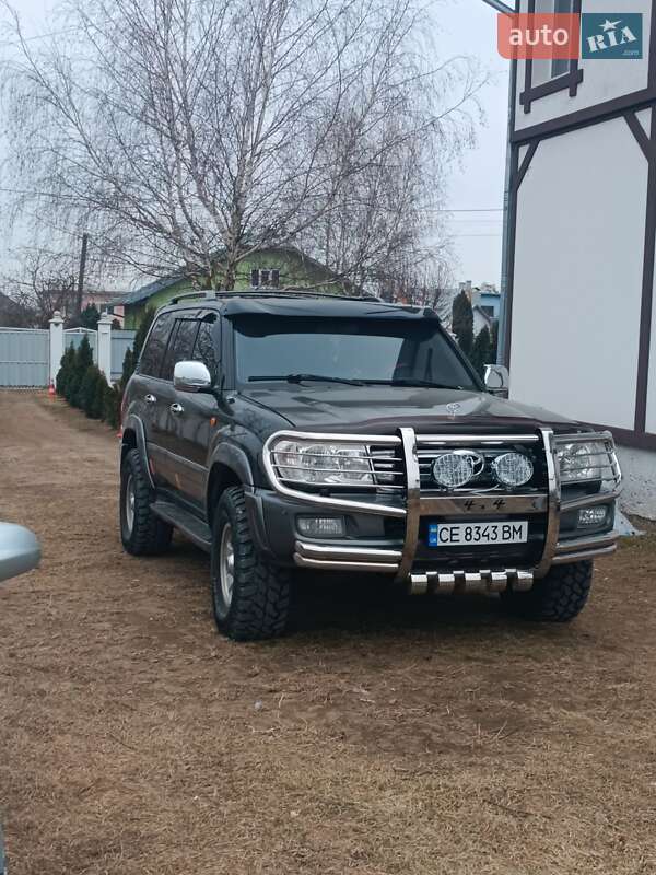 Toyota Land Cruiser