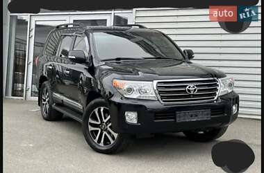 Toyota Land Cruiser 2012