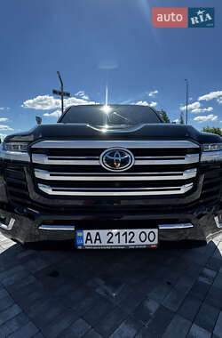 Toyota Land Cruiser 2023