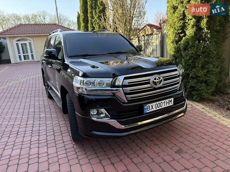 Toyota Land Cruiser