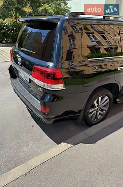 Toyota Land Cruiser  2017