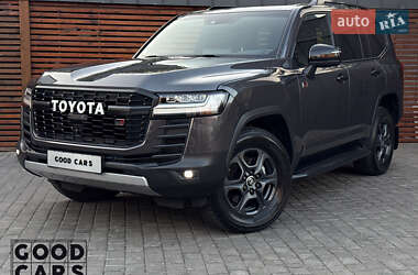 Toyota Land Cruiser  2023