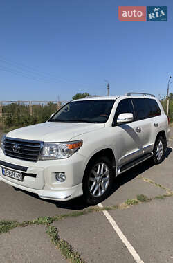 Toyota Land Cruiser 2013