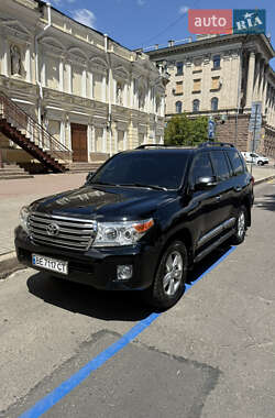 Toyota Land Cruiser  2013
