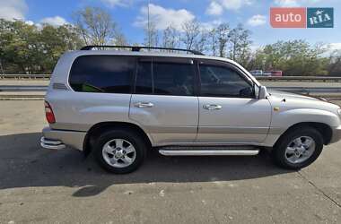 Toyota Land Cruiser 2002