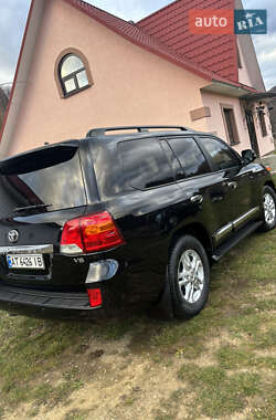 Toyota Land Cruiser 2013