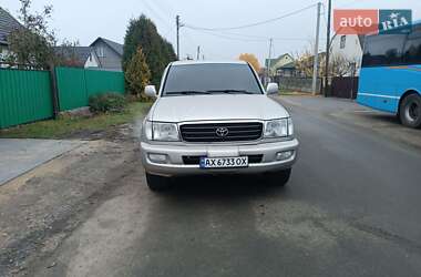 Toyota Land Cruiser 2000